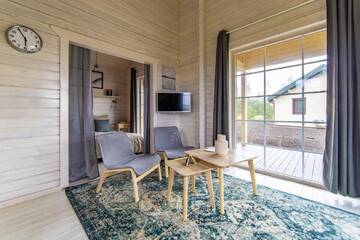 Фото номера Вилла с 1 спальней Виллы Harmony Park Countryside Villas &amp; SPA г. Пренай 3